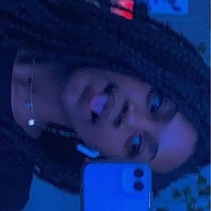 Meet your Posher, Rianna